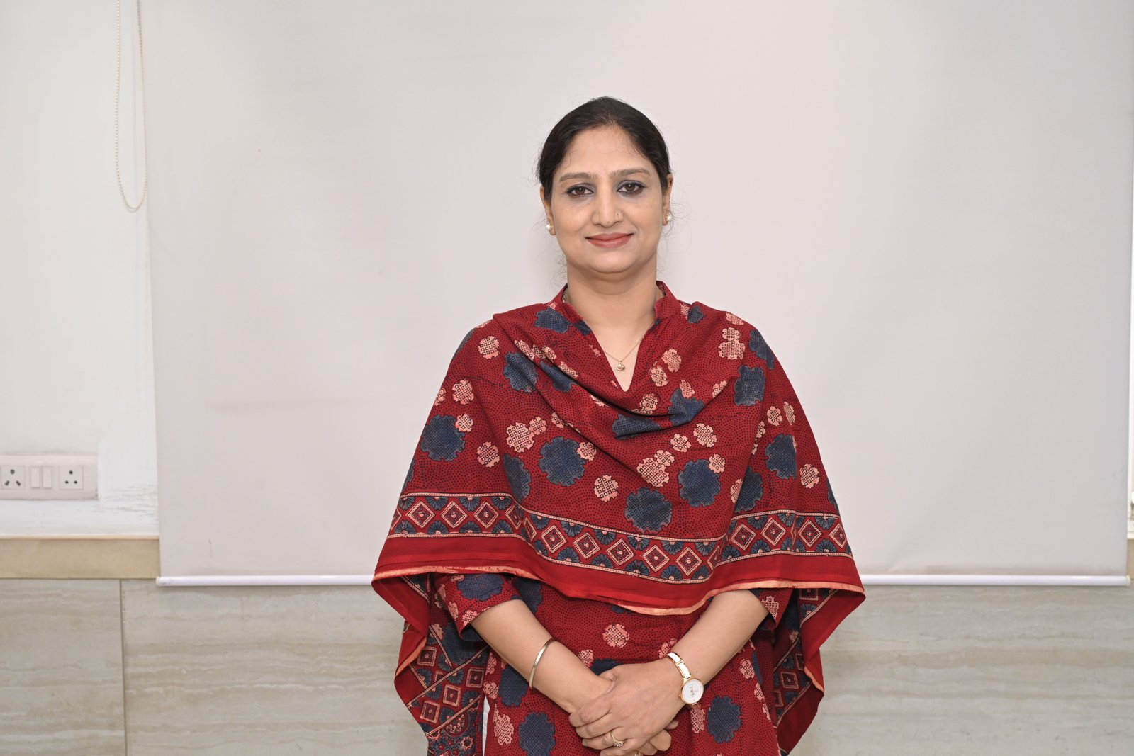 Prof. Ravneet Kaur